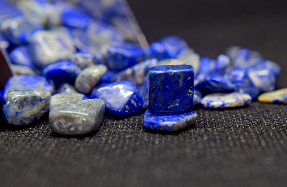 Lapis Lazuli Gemstone 